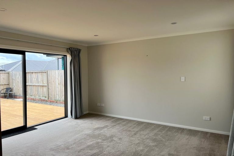 Photo of property in 8 Faber Place, Rototuna North, Hamilton, 3210