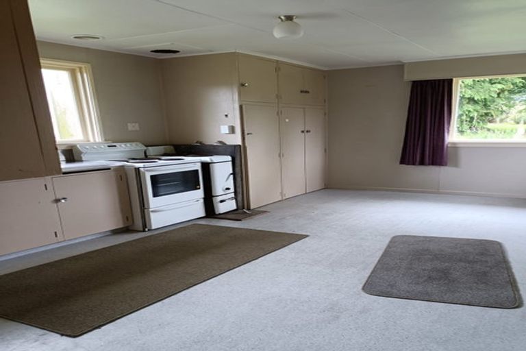 Photo of property in 915 Tahakopa Valley Road, Tahakopa, Owaka, 9586