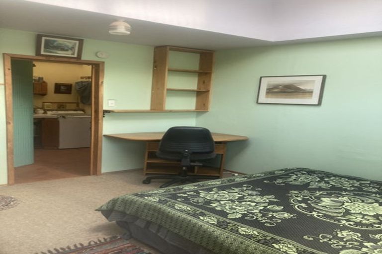 Photo of property in 29 Waireka Street, Ravensbourne, Dunedin, 9022