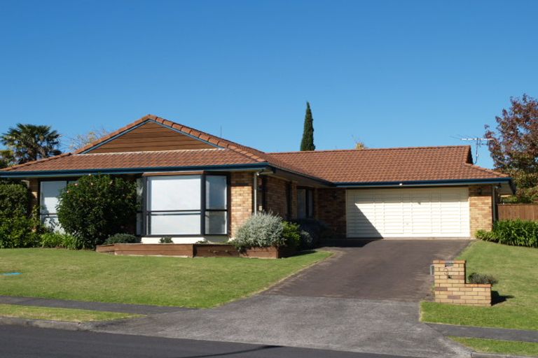 Photo of property in 36 Orangewood Drive, Northpark, Auckland, 2013