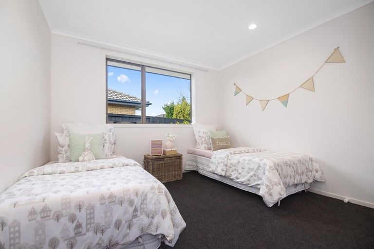 Photo of property in 14 Cranmer Close, Rototuna North, Hamilton, 3210