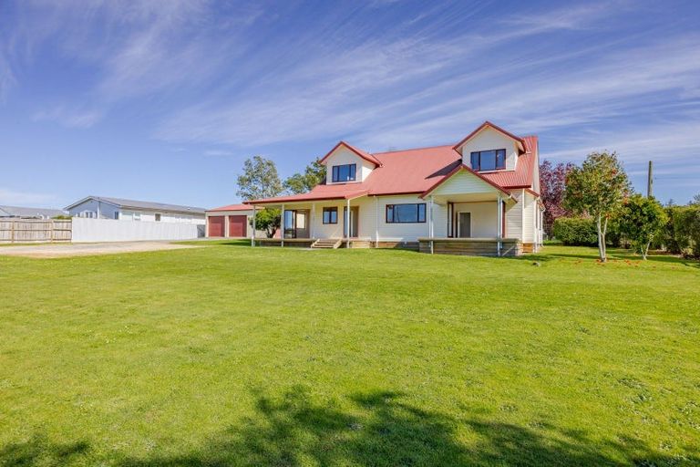 Photo of property in 36 Ellison Street, Otane, 4202