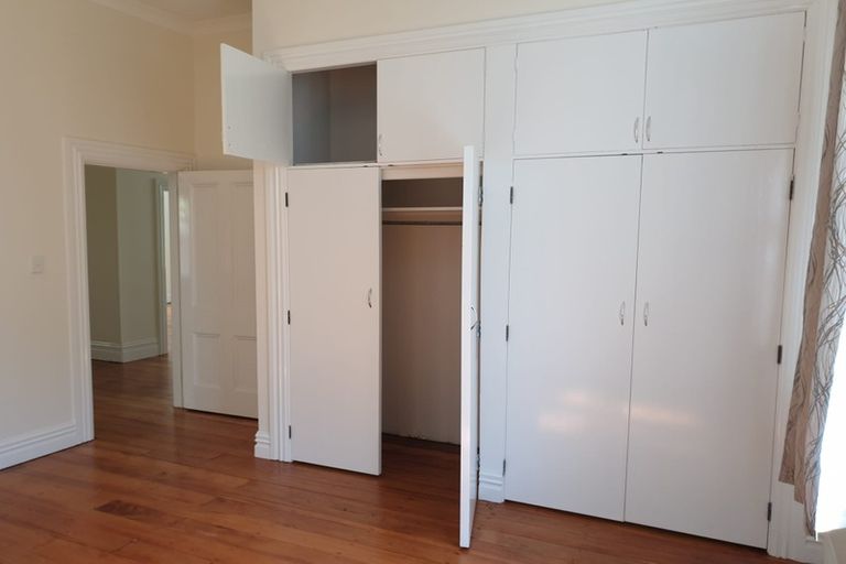 Photo of property in 78 Raroa Road, Kelburn, Wellington, 6012