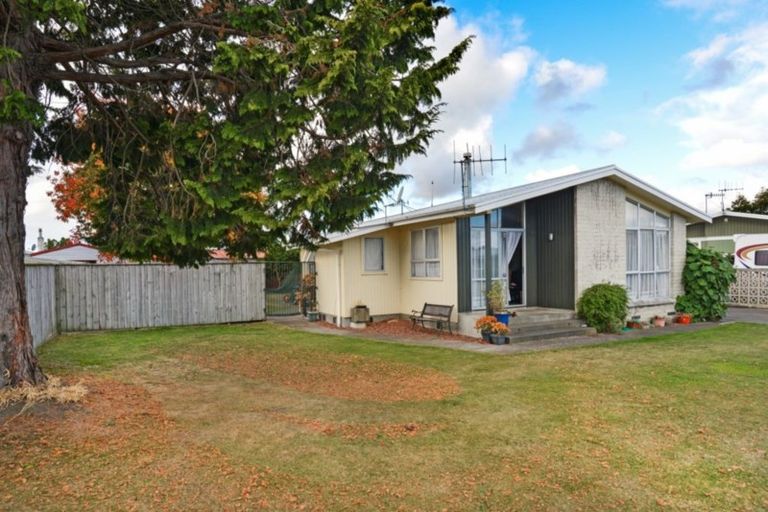 Photo of property in 34 Folkestone Drive, Flaxmere, Hastings, 4120