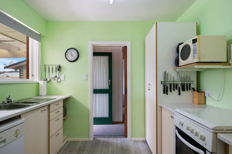 Photo of property in 25 Burn Street, Levin, 5510