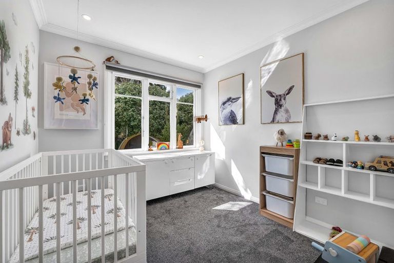 Photo of property in 113 Govett Avenue, Frankleigh Park, New Plymouth, 4310