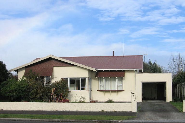 Photo of property in 34 Knowles Street, Terrace End, Palmerston North, 4410