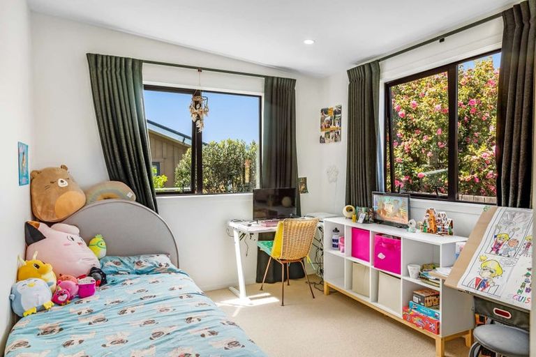 Photo of property in 33 Ngahue Crescent, Carters Beach, Westport, 7825