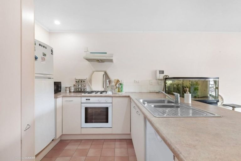 Photo of property in 28/8 Girton Terrace, Mount Cook, Wellington, 6021