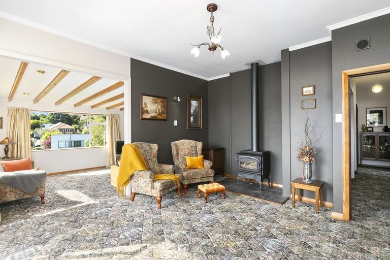 Photo of property in 12 Holyrood Avenue, Wakari, Dunedin, 9010