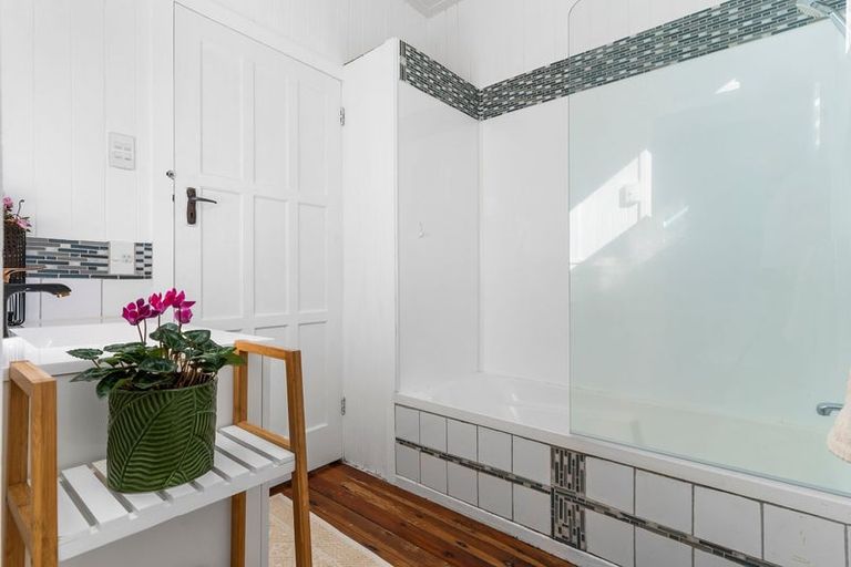 Photo of property in 26 Glendon Avenue, Avondale, Auckland, 1026