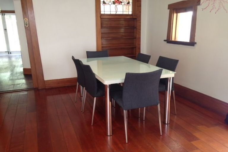 Photo of property in 185 Brooklyn Road, Brooklyn, Wellington, 6021