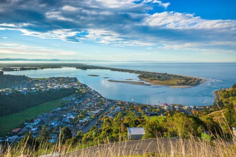 Photo of property in 22 Galilee Lane, Moncks Bay, Christchurch, 8081