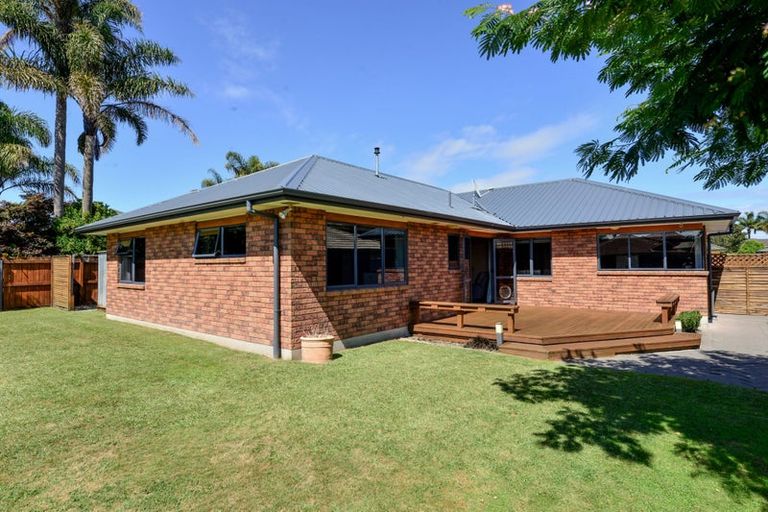 Photo of property in 34 Cairns Crescent, Rototuna, Hamilton, 3210