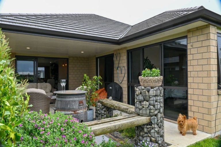 Photo of property in 3 Hurunui Drive, Te Awa, Napier, 4110