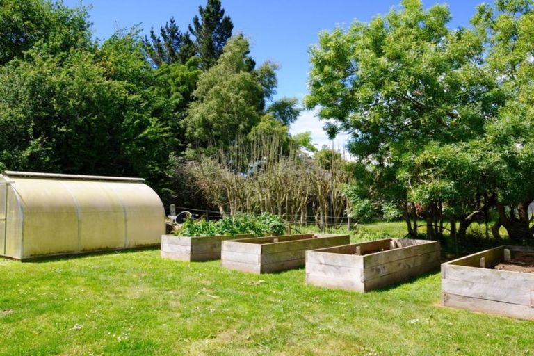 Photo of property in 122 Windsor Road, Windsor, Oamaru, 9491