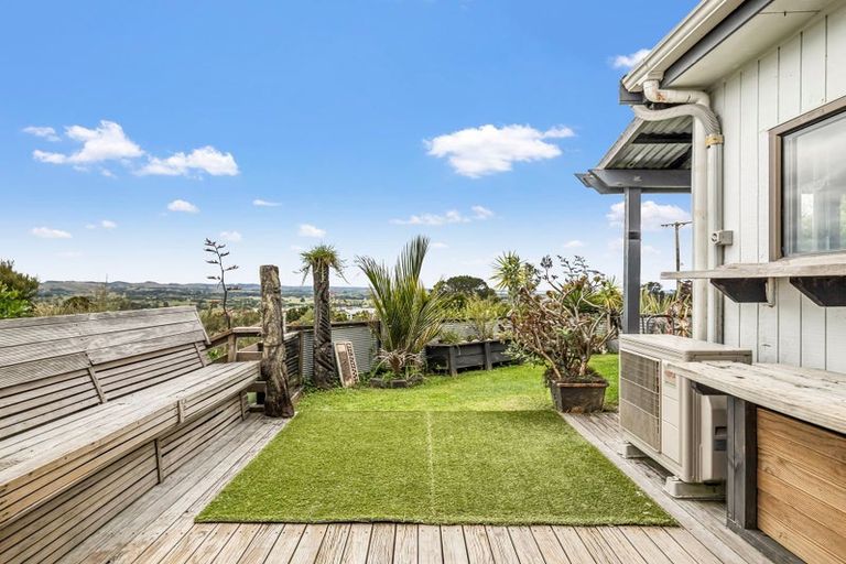 Photo of property in 80 Wishart Road, Helensville, 0875