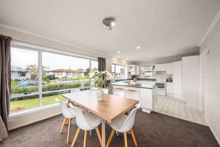 Photo of property in 9 Kimberley Street, Casebrook, Christchurch, 8051