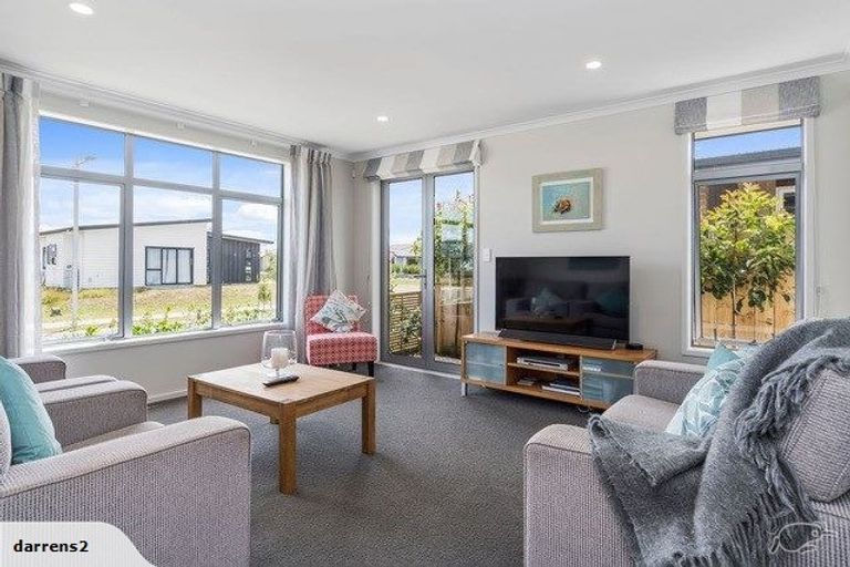 Photo of property in 2 Plantation Way, Papamoa, 3118