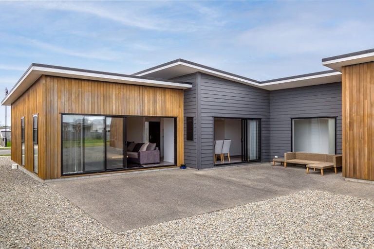 Photo of property in 37 Craigmillar Street, Solway, Masterton, 5810