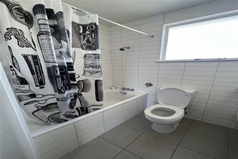 Photo of property in 5/544 Barbadoes Street, Edgeware, Christchurch, 8013