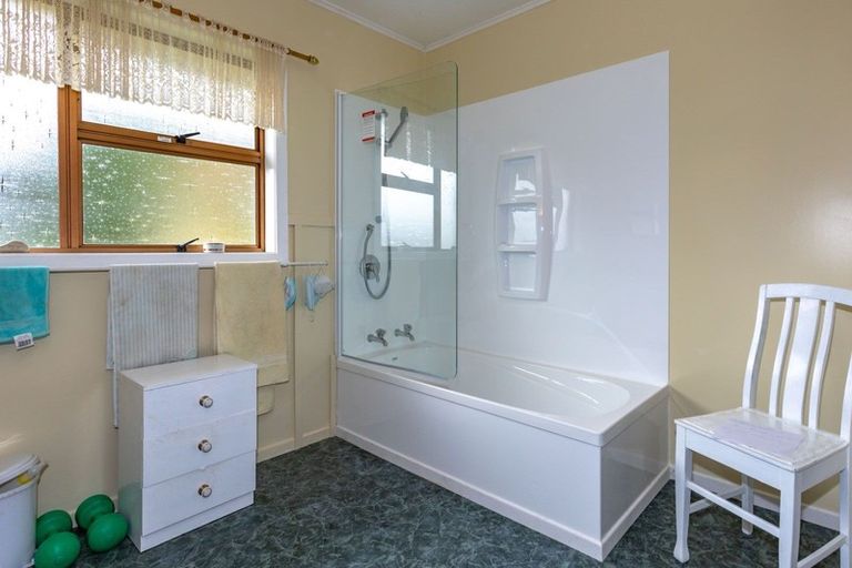 Photo of property in 28 Firth View Road, Te Puru, Thames, 3575