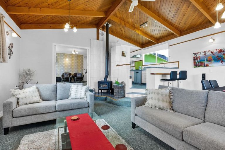 Photo of property in 43 Sunnyvale Street, Bell Block, New Plymouth, 4312