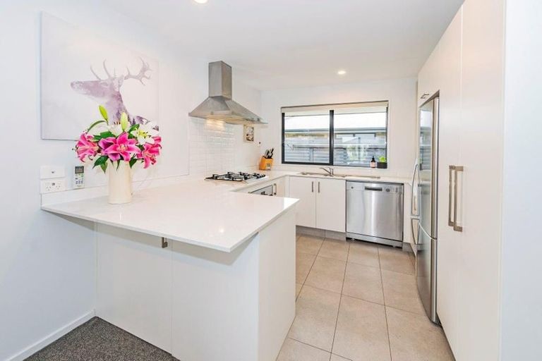 Photo of property in 1 Julia Close, Rolleston, 7614