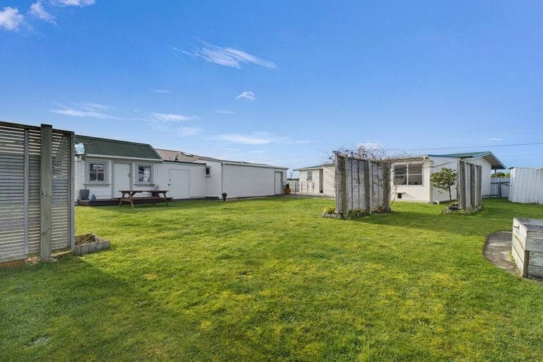 Photo of property in 18 Bell Street, Otane, 4202