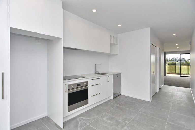 Photo of property in 1b Malaga Crescent, Harewood, Christchurch, 8051