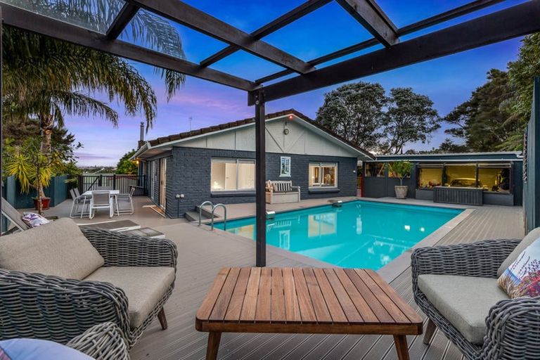 Photo of property in 306d Glenvar Road, Torbay, Auckland, 0630