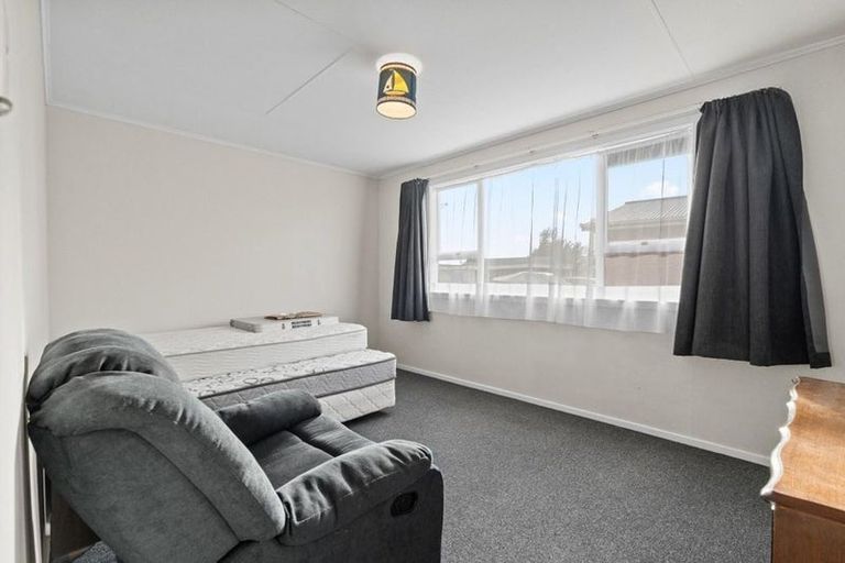 Photo of property in 54 Lauder Crescent, Heidelberg, Invercargill, 9812