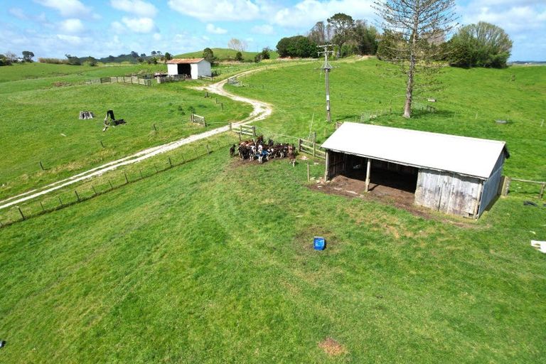 Photo of property in 153 Marohemo Road, Maungaturoto, 0587