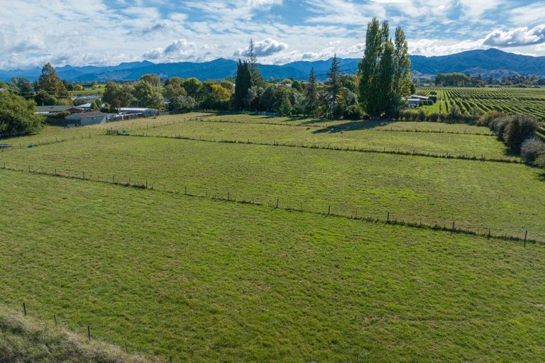 Photo of property in 22 Vickerman Street, Grovetown, Blenheim, 7202