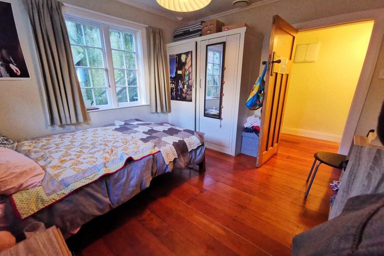 Photo of property in 1/17 Clifton Terrace, Kelburn, Wellington, 6012