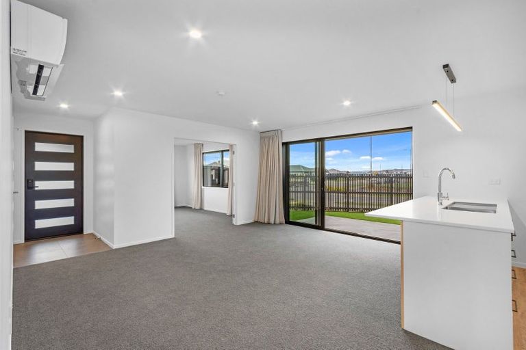 Photo of property in 24 Mcgarry Drive, Kaiapoi, 7630