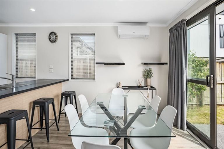 Photo of property in 14 George West Square West, Wigram, Christchurch, 8025