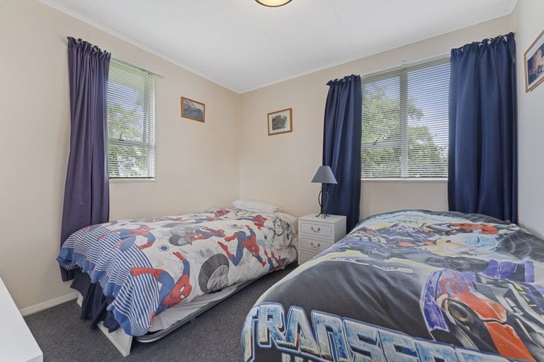 Photo of property in 22 Monowai Place, Westbrook, Palmerston North, 4412
