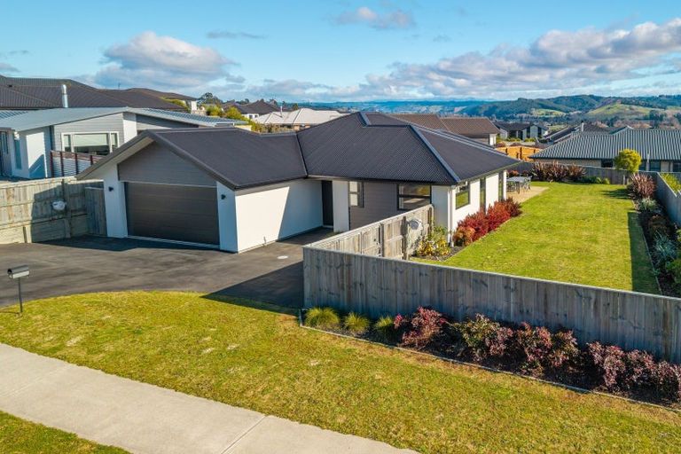 Photo of property in 32 Katania Heights, Brightwater, 7022