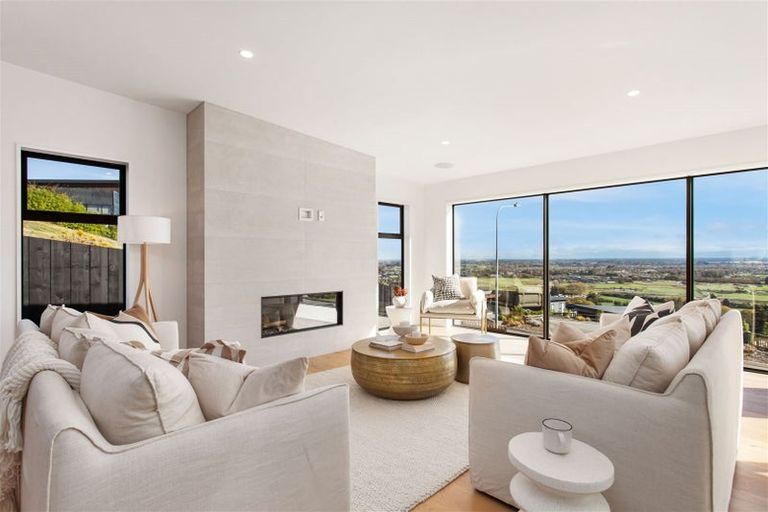 Photo of property in 8 Francis Mill Grove, Westmorland, Christchurch, 8025