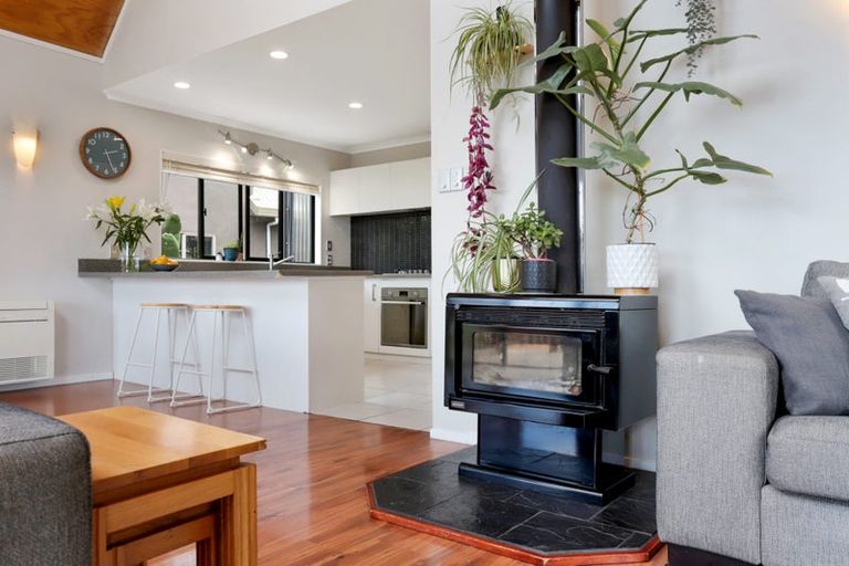 Photo of property in 428 Huia Road, Laingholm, Auckland, 0604
