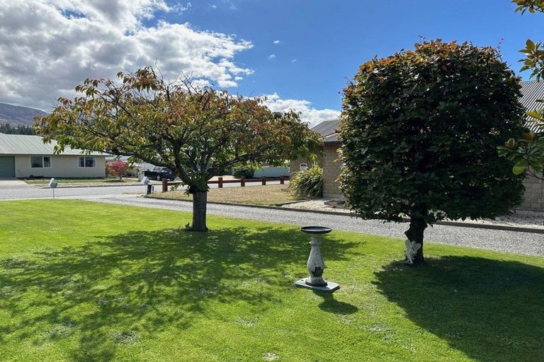 Photo of property in 25 Cairnmuir Crescent, Cromwell, 9310