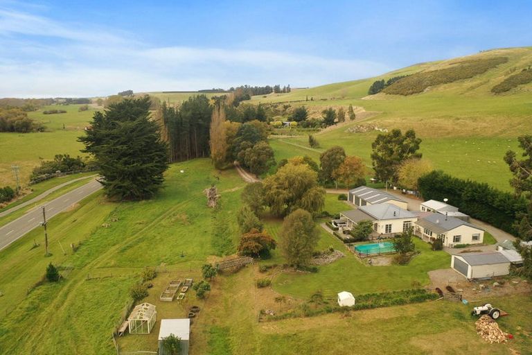 Photo of property in 1215 Pleasant Point-cave Highway, Cave, Pleasant Point, 7983