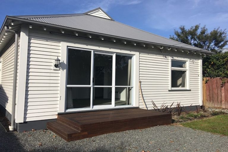 Photo of property in 140 Hills Road, Edgeware, Christchurch, 8013