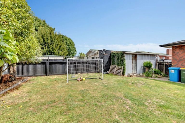 Photo of property in 12 Tawa Street, Levin, 5510