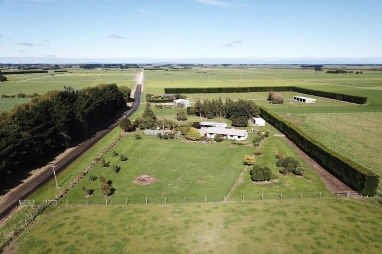 Photo of property in 143 Price Road, Branxholme, Invercargill, 9874