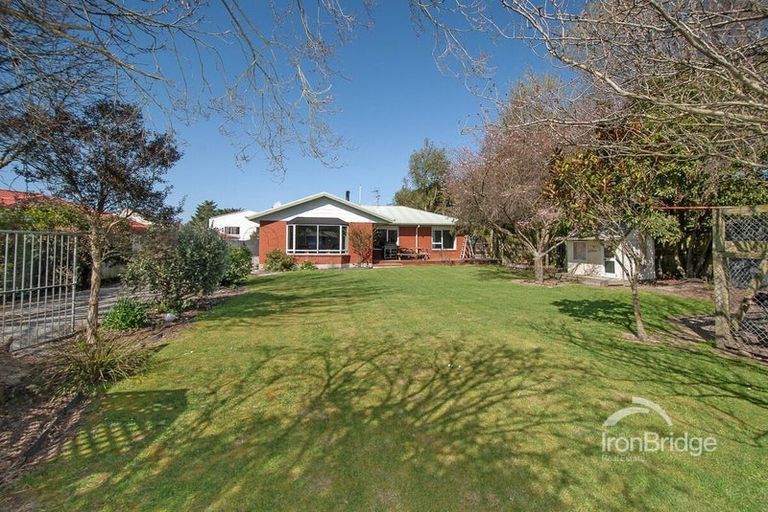 Photo of property in 12 De Renzie Place, Kirwee, Darfield, 7571