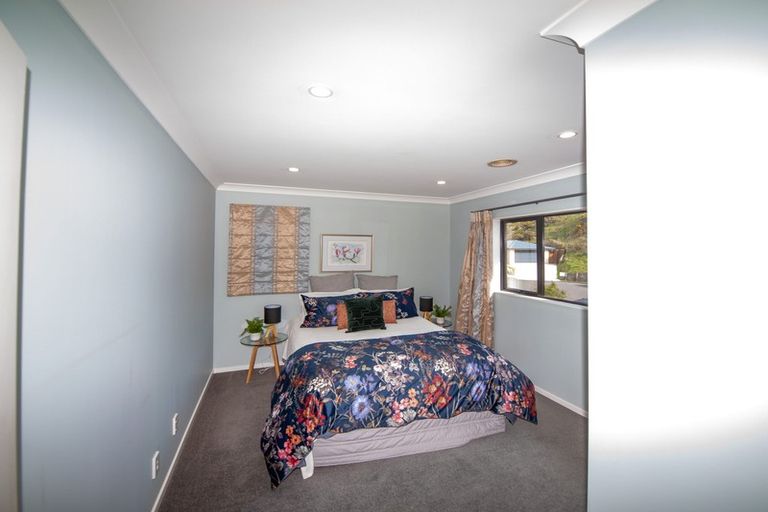 Photo of property in 7 Moston Grove, Churton Park, Wellington, 6037