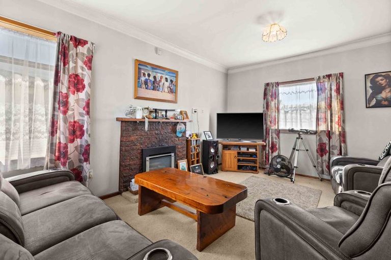 Photo of property in 812 Lyell Street, Akina, Hastings, 4122