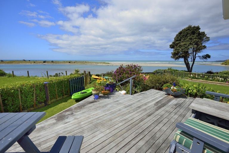 Photo of property in 7 Oraka Road, Mahia, Nuhaka, 4198